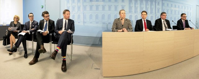 1305804562196kaikkienpuolueidenhallitus